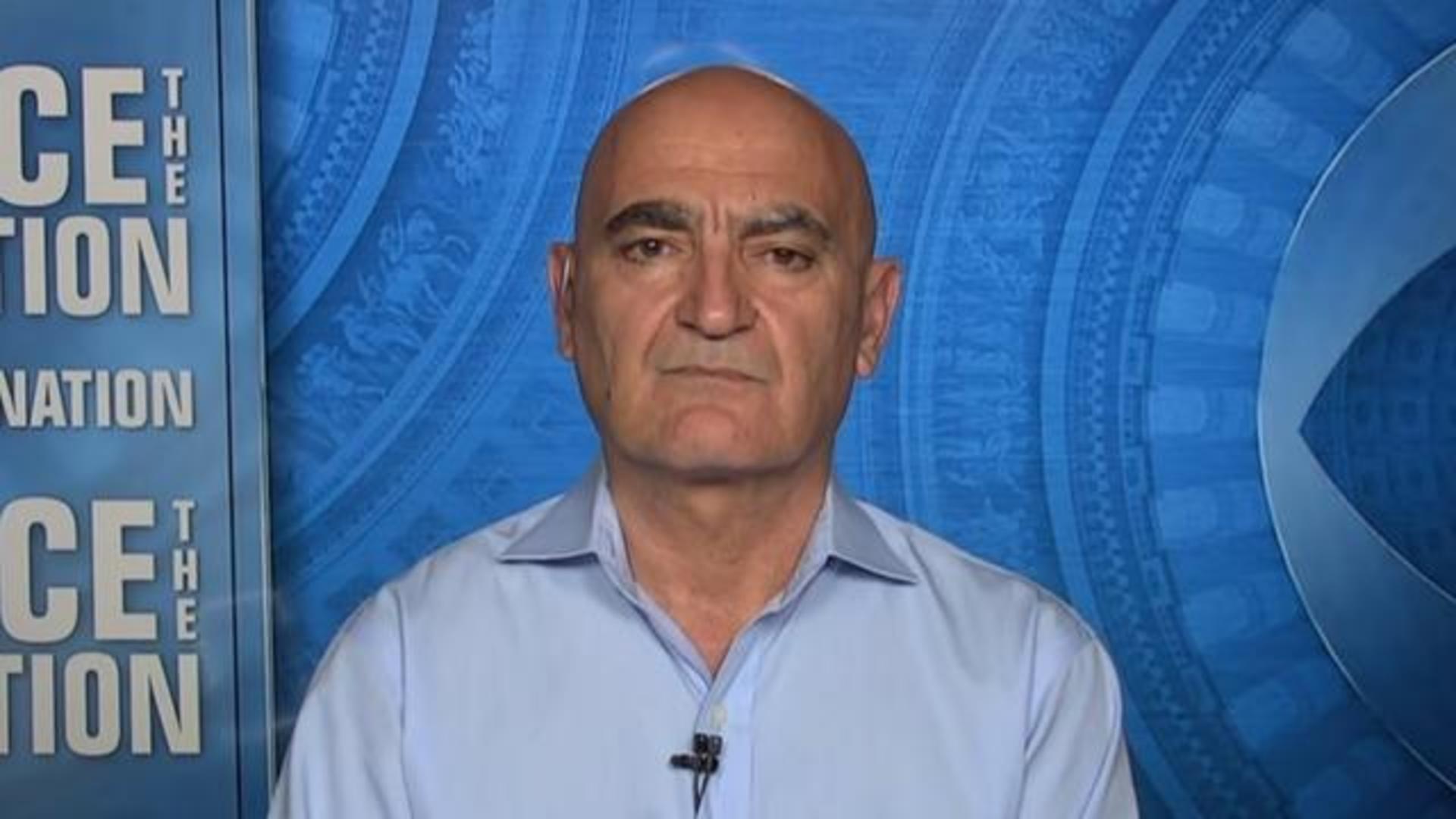 Moncef Slaoui. Un mauvais quart d'heure à passer.